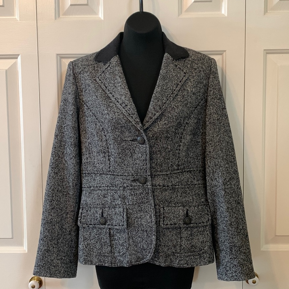 CAbi Wool Tailored Blazer ~